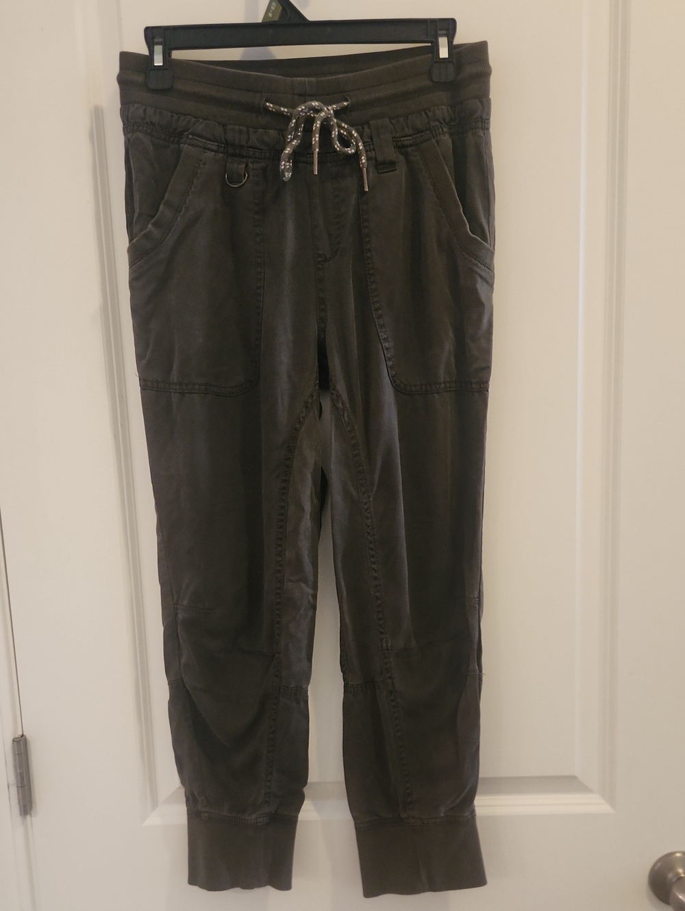 Women's Anthopologie Pilcro Jogger Pants in Dark Olive